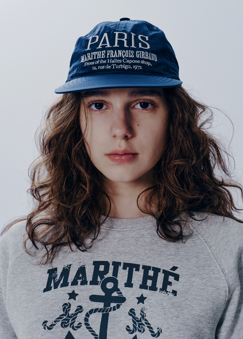 LETTERING NYLON CAMP CAP navy - MARITHE FRANCOIS GIRBAUD