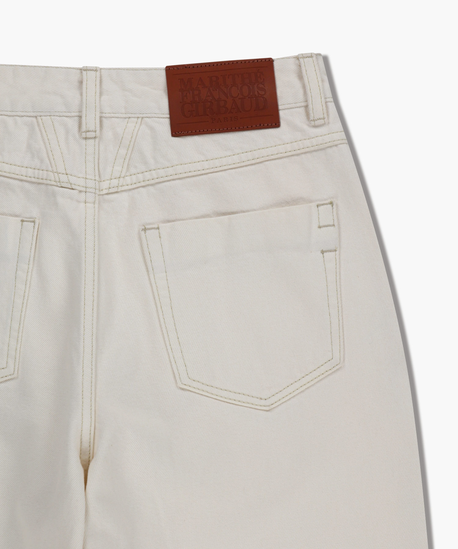 W LOW-WAIST TUCK WIDE DENIM PANTS ecru - MARITHÉ+FRANҪOIS