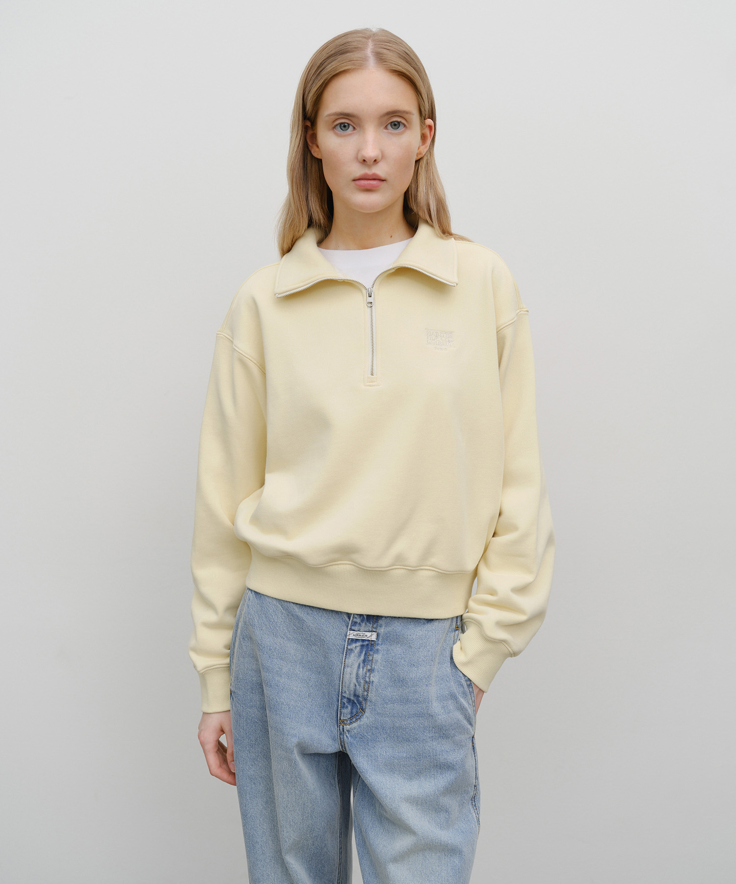 W CLASSIC LOGO HALF ZIPUP CROP SWEATSHIRT light yellow