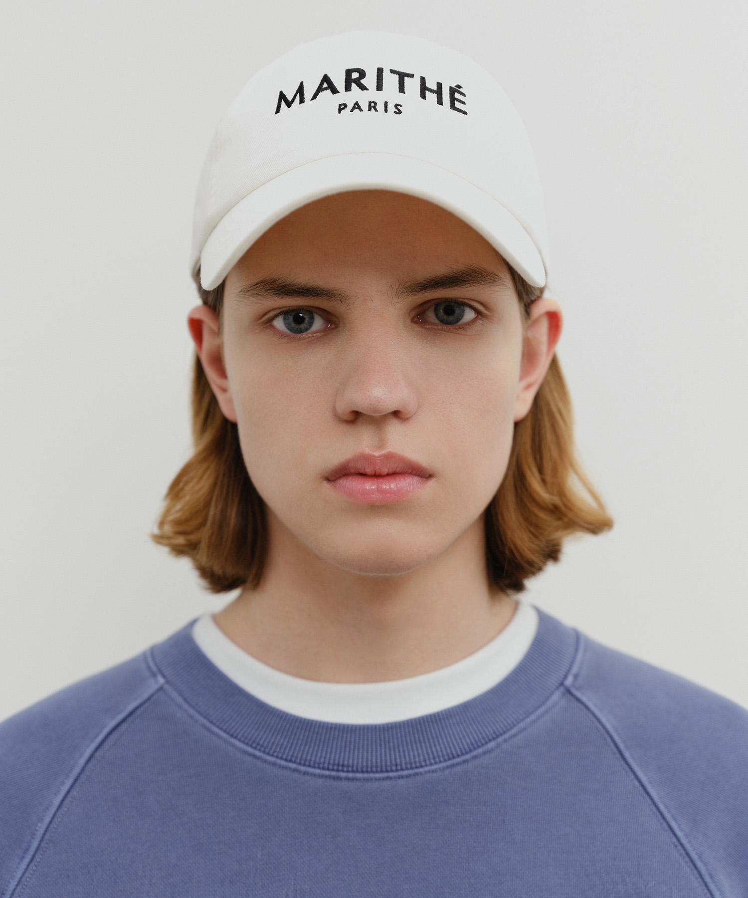 REGULAR LOGO COVERED CAP ivory - MARITHÉ+FRANҪOIS GIRBAUD