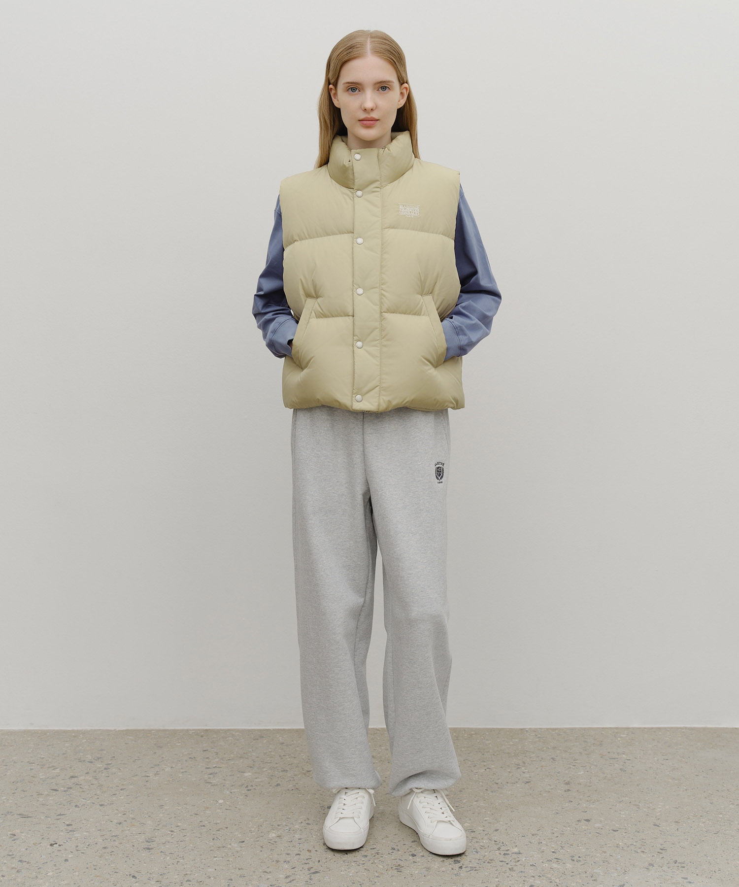 CLASSIC LOGO DOWN VEST beige - MARITHÉ+FRANҪOIS GIRBAUD