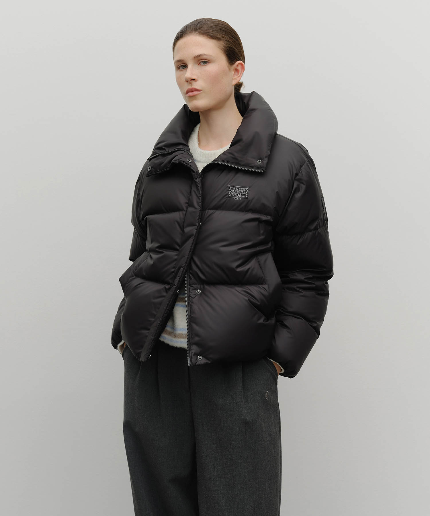 W WIDE COLLAR DOWN JACKET black - MARITHÉ+FRANҪOIS GIRBAUD