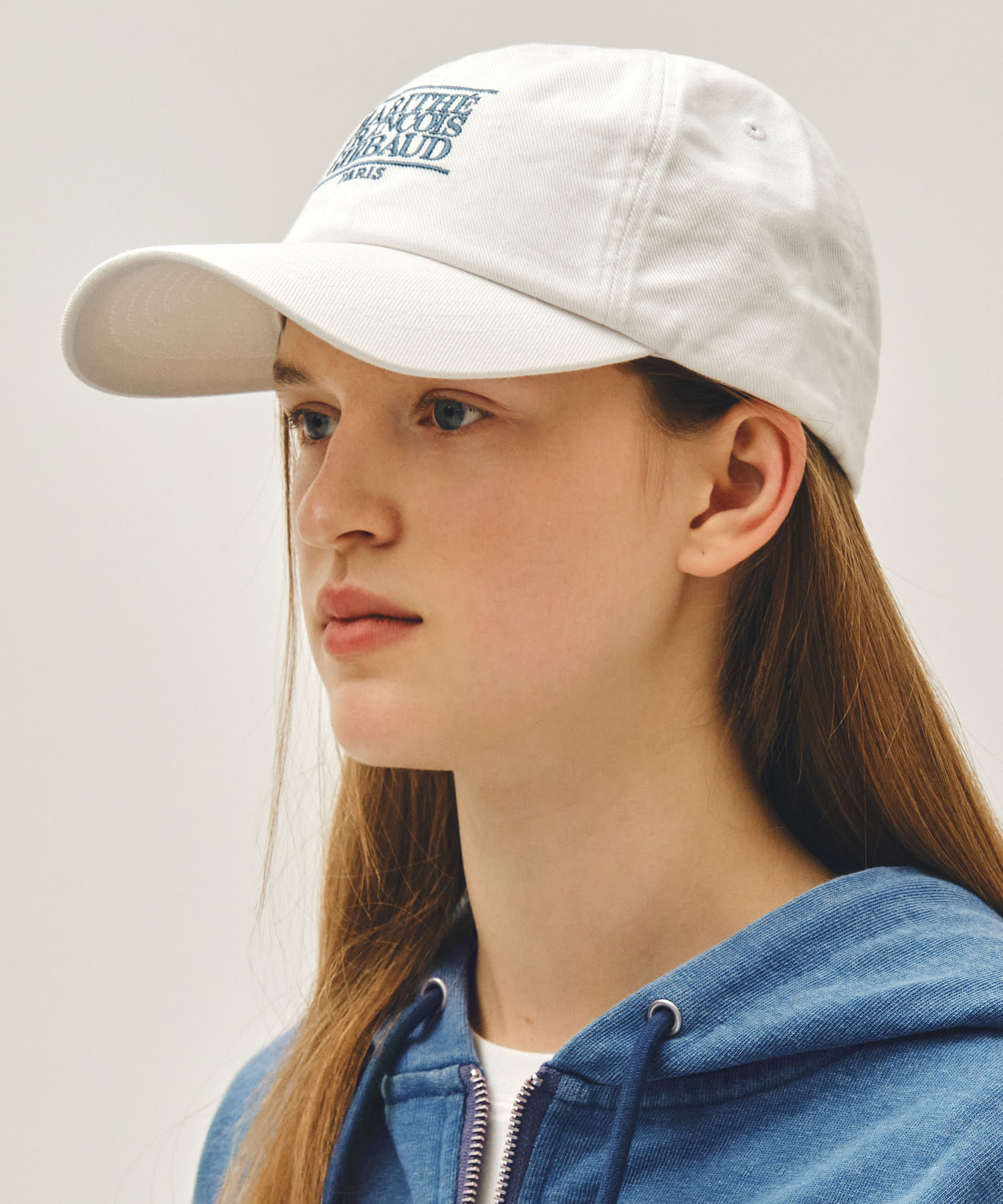 SMALL CLASSIC LOGO CAP off white - MARITHÉ+FRANҪOIS GIRBAUD