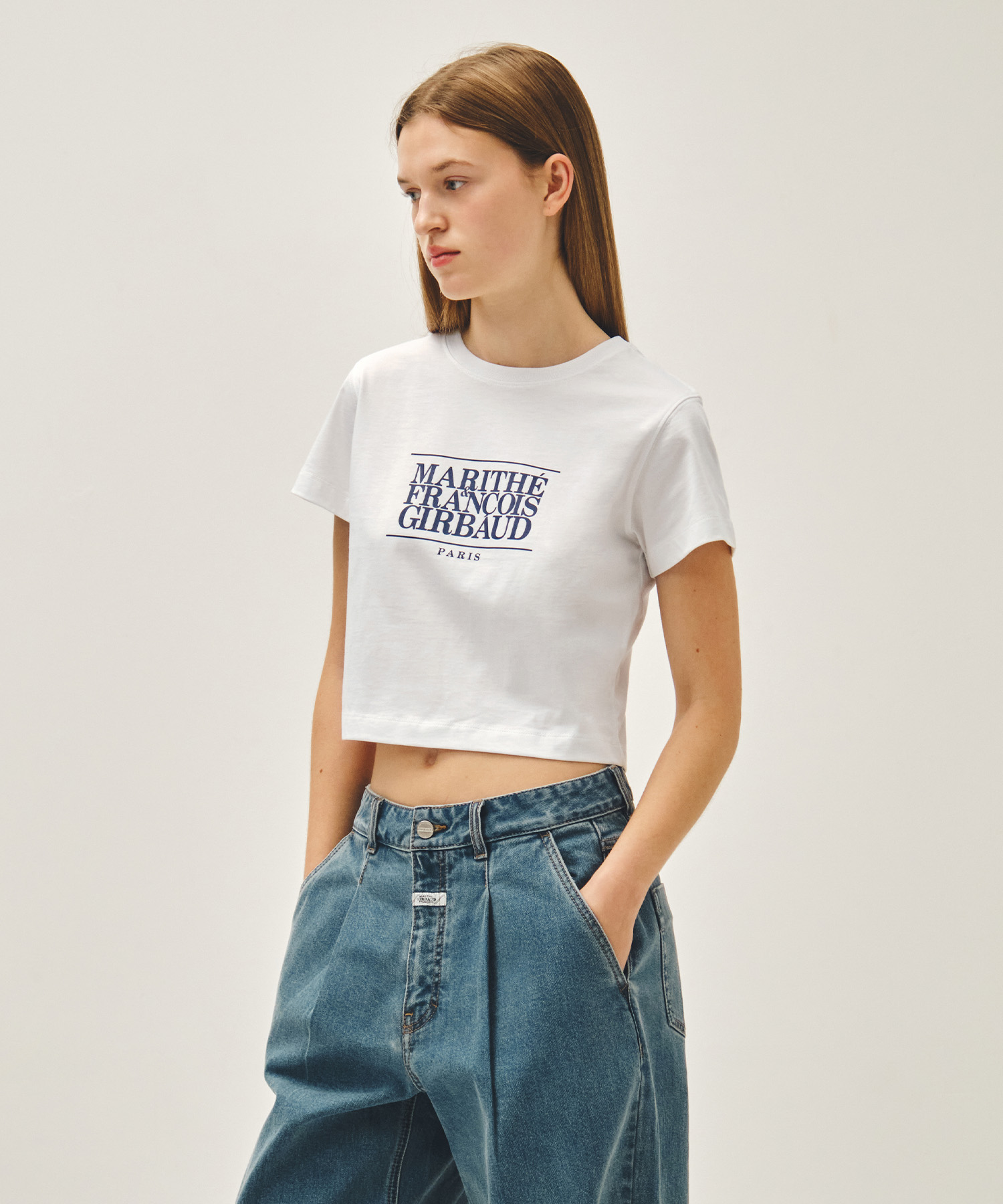 W CLASSIC LOGO CROP TEE white - MARITHÉ+FRANҪOIS GIRBAUD